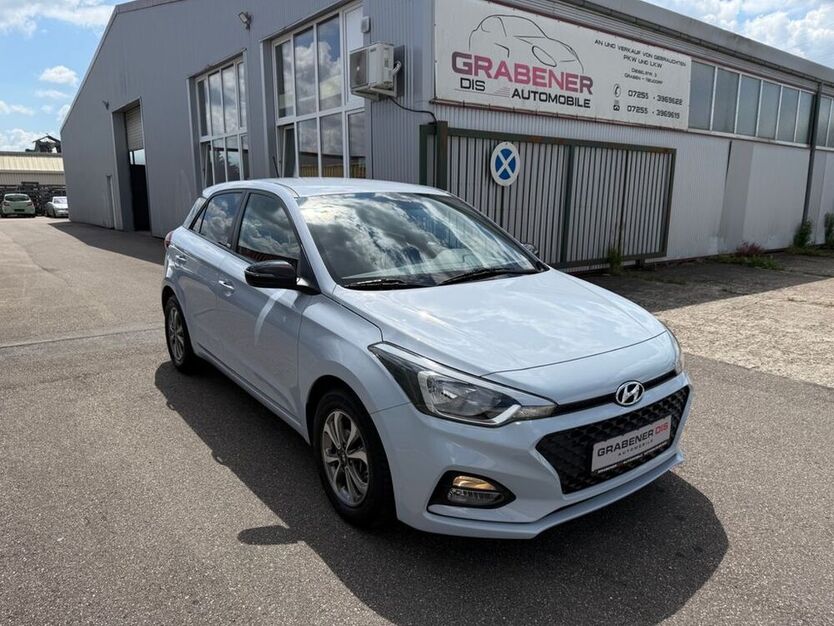 i20