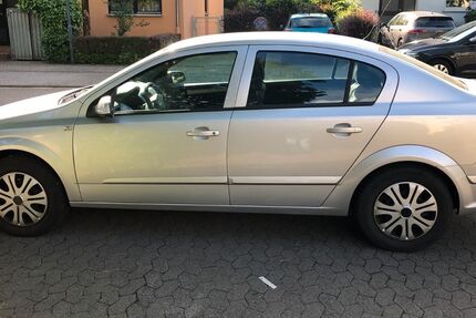 Opel Astra 205.000 km 2.150 &euro; Weinheim 69469