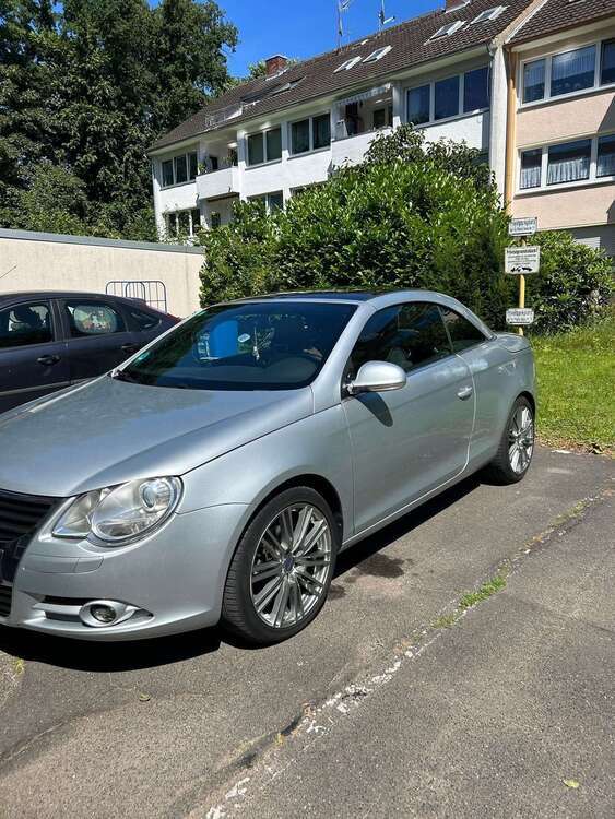 VW Eos 182.000 km 1.950 € leverkusen 51379