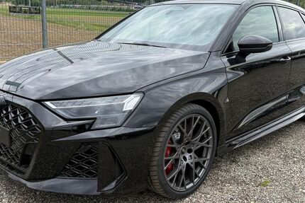 Audi RS3 1.500 km 72.990 &euro; Norderstedt 22844