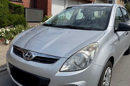 Hyundai i20 149.246 km 2.490 &euro; Oberhausen 46047