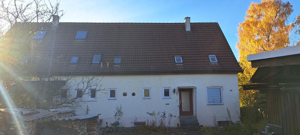 Großzügiges Doppelhaus 8 zimmer