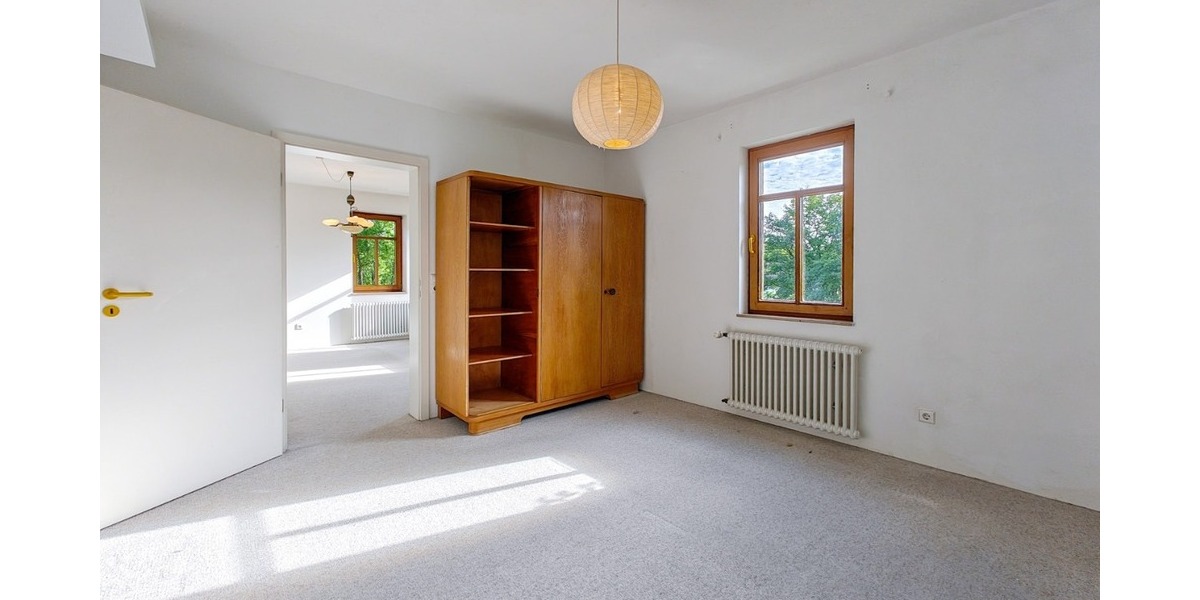 928 m² Grundstück, Charmantes Fachwerkhaus mit Ausbaureserve - Wohnen & Arbeiten unter einem Dach - Bauernhaus, Landhaus Reutlingen Rommelsbach | Angebot:24690906