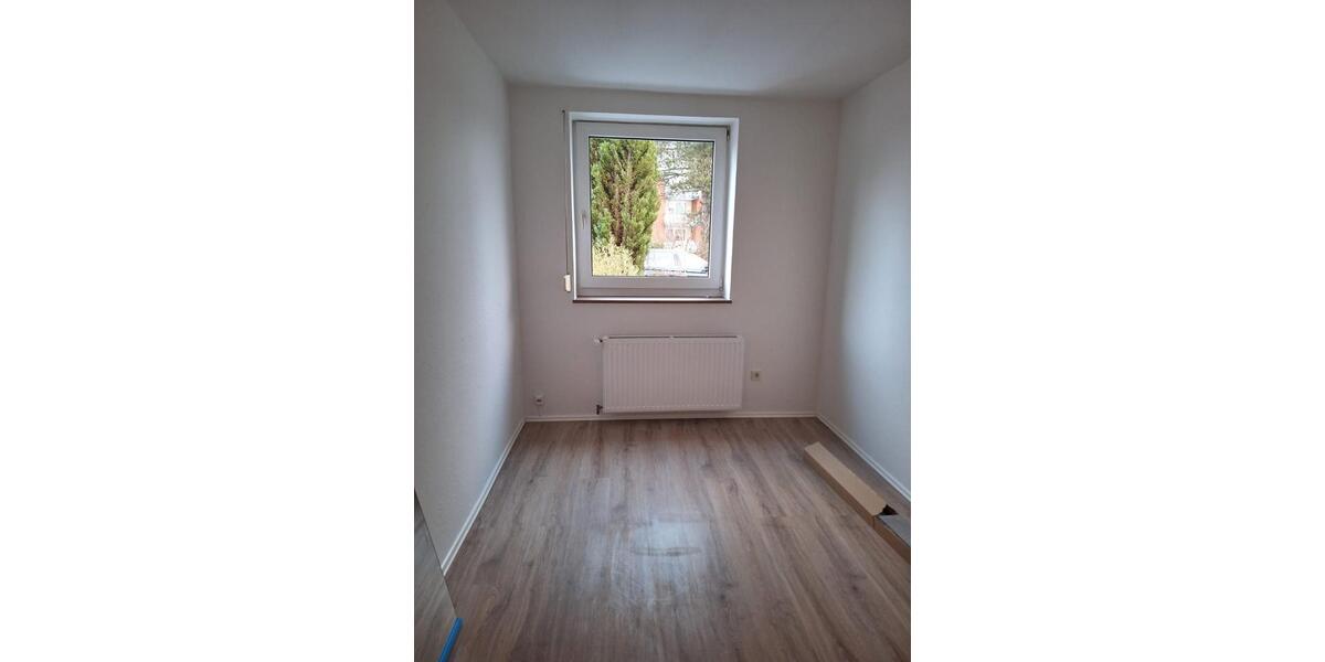 Reihenhaus Sulingen - 5 Zimmer, 100 m&sup2;, 1.000&euro; | Angebot:25044955
