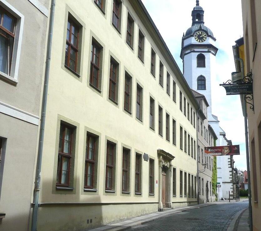 Kurzexposé 391110-1 zimmer