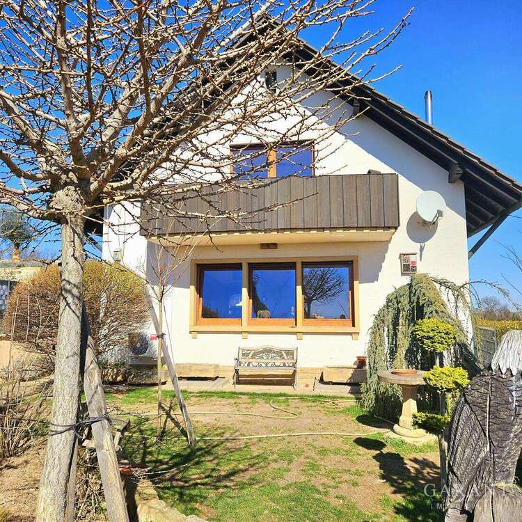 Haus zum Kaufen in Herxheim am Berg 550.000 € 210 m²