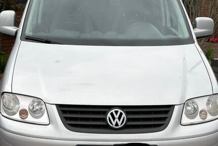 VW Caddy 170.000 km 8.000 &euro; Lohe-Rickelshof 25746