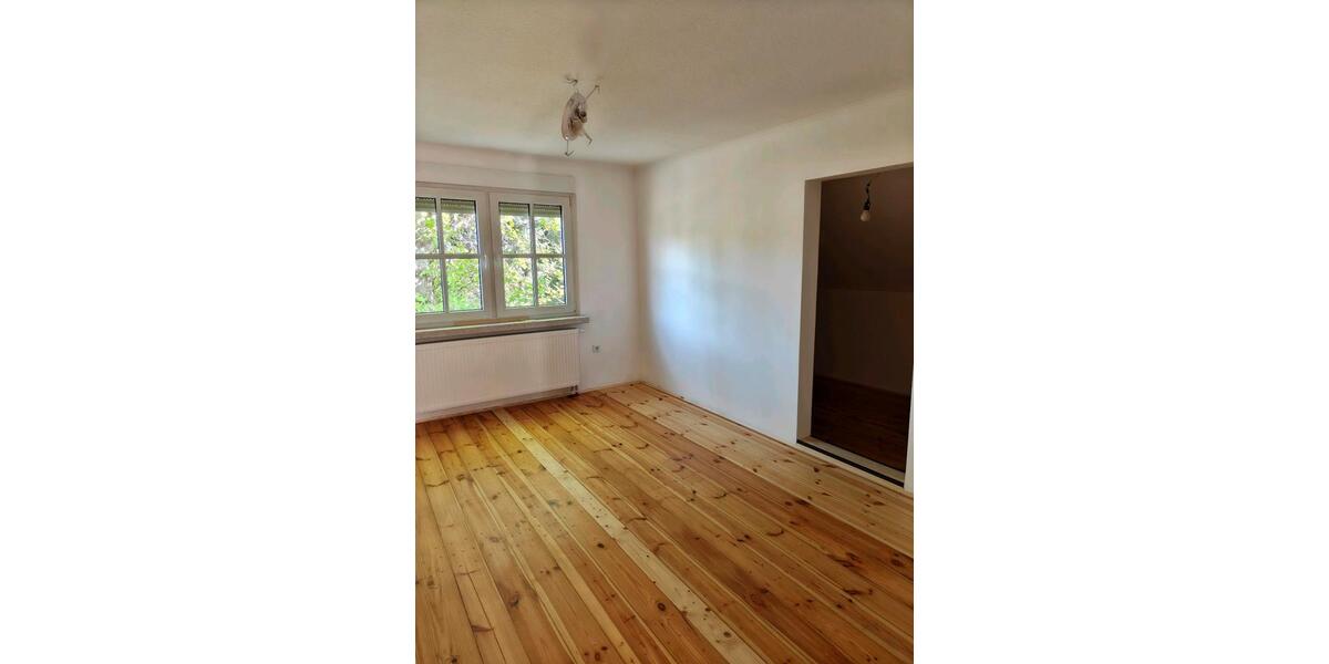 Einfamilienhaus Großräschen - 6.5 Zimmer, 135 m&sup2;, 1.425&euro; | Angebot:25048153