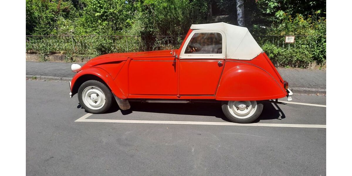 Citroen 2 CV 94.500 km 17.500 &euro; Andernach 56626