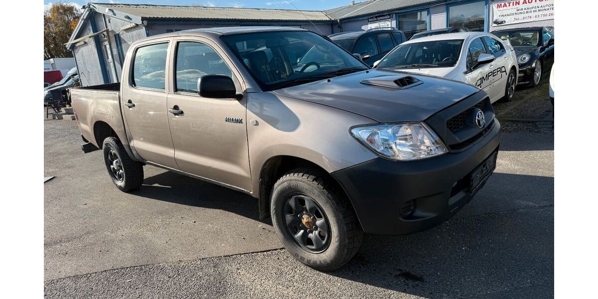 Toyota Hilux 297.424 km 8.490 &euro; Hamburg 20539
