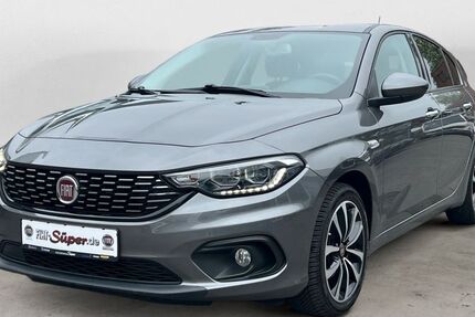 Fiat Tipo 76.896 km 11.990 &euro; Düsseldorf 40589