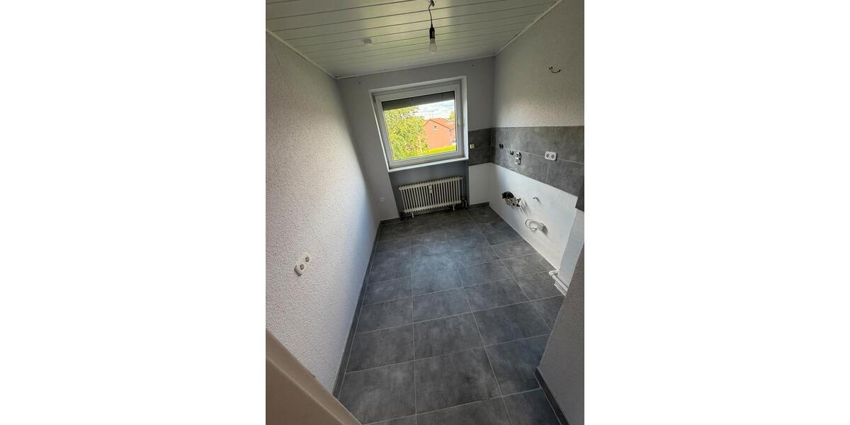 Dachgeschoßwohnung Salzgitter - 3 Zimmer, 65 m&sup2;, 119.000&euro; | Angebot:27111934