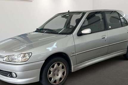 Peugeot 306
