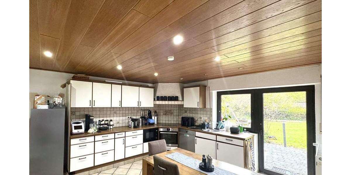 Einfamilienhaus Salzkotten - 7 Zimmer, 130 m&sup2;, 499.000&euro; | Angebot:25360757