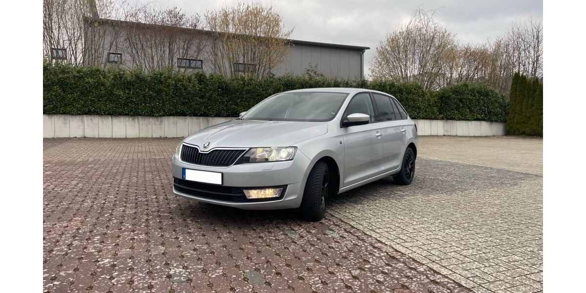 Skoda Rapid 130.000 km 7.200 &euro; Breitscheid 35767