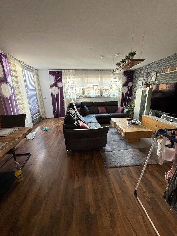 Zusammenlegbar: 2 Whg. (3-Zi & 4-Zi), Duisburg-Ruhrort, 5. OG