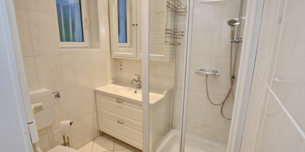 Aufwändig renovierte Altbauwohnung in prachtvollem Jugendstilgebäude - 4- Baden-Baden Baden | Angebot:25479357