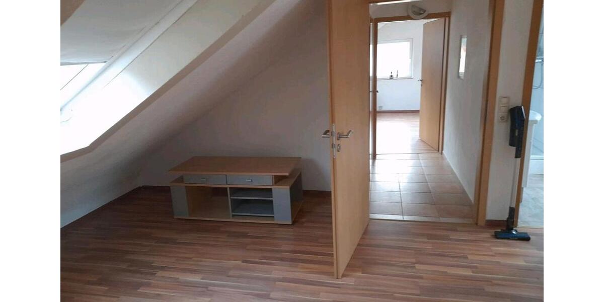 Dachgeschoßwohnung Saarburg - 2 Zimmer, 52 m&sup2;, 500&euro; | Angebot:25553201