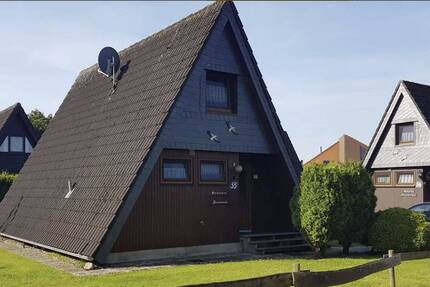 Nurdach-Ferienhaus in Carolinensiel 5 zimmer