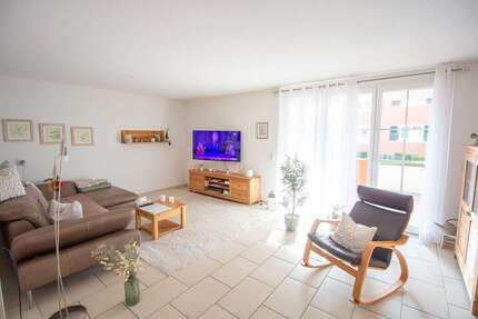Wohnung Waldshut-Tiengen Tiengen - 2 Zimmer, 64 m&sup2;, 199.000&euro; | Angebot:27007170