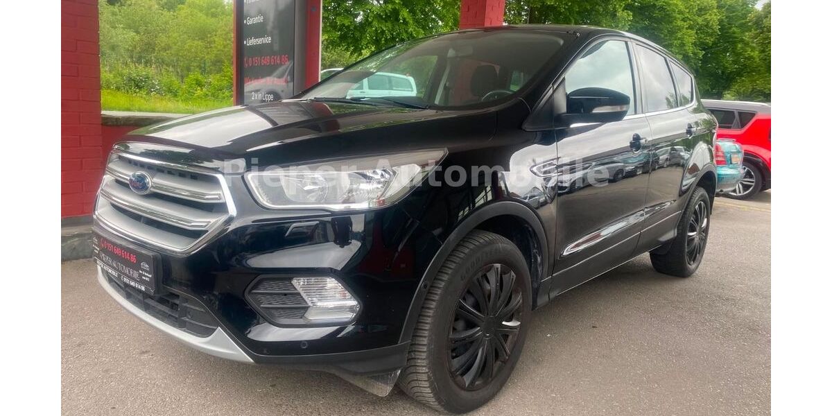 Ford Kuga 110.000 km 10.990 &euro; Oerlinghausen 33813
