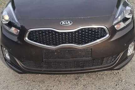 Kia Carens 156.000 km 8.930 &euro; Einhausen 64683