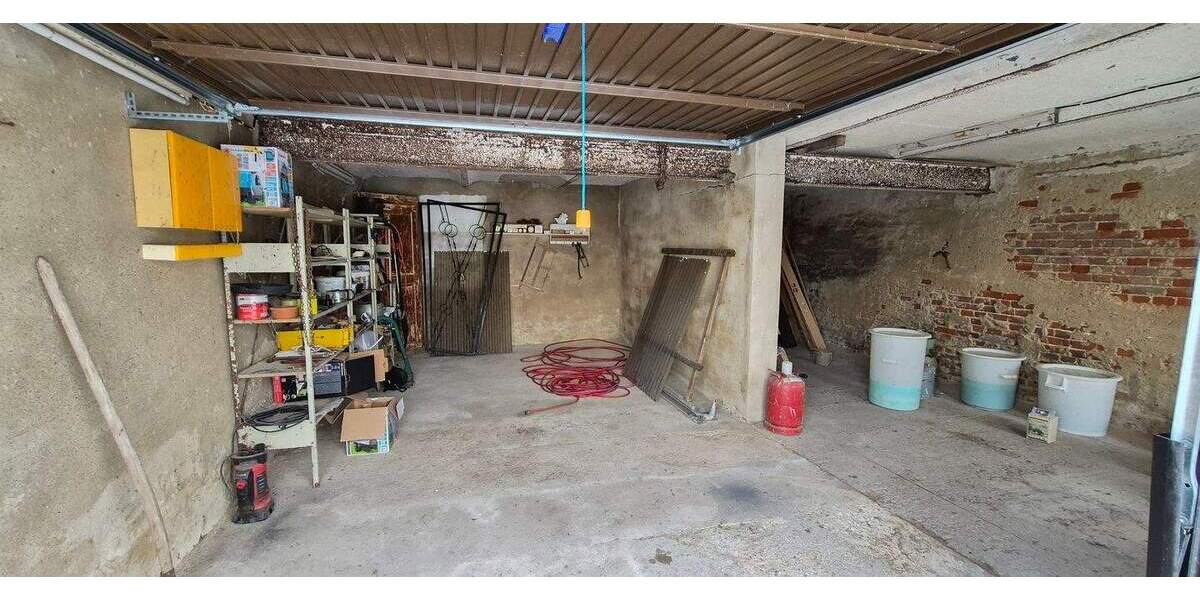 Viel Platz für Ihre Ideen - 2 Häuser * Bürohaus * Ladengeschäft * Wirtschaftsgebäude * 4 Garagen * Wald uvm. - Mehrfamilienhaus, Wohnhaus Arendsee (Altmark) Fleetmark | Angebot:25536497