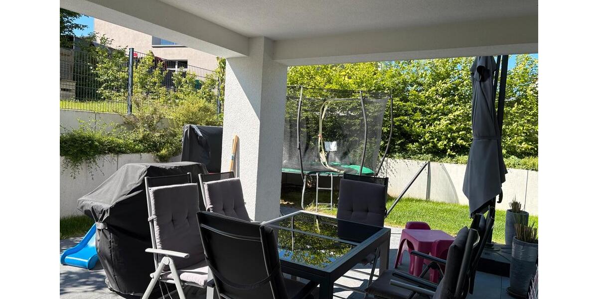 Terrassenwohnung Pfullingen - 4 Zimmer, 121 m&sup2;, 620.000&euro; | Angebot:26957484