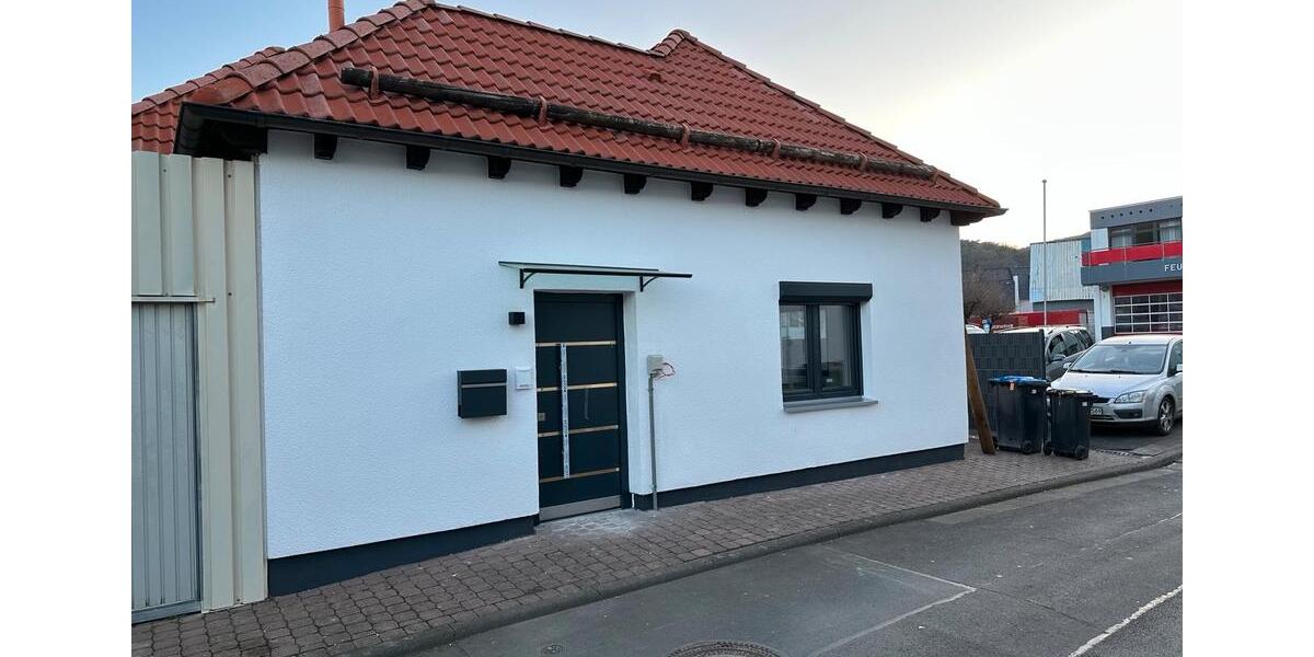 Kernsaniertes Haus in Herborn-Burg 3 zimmer