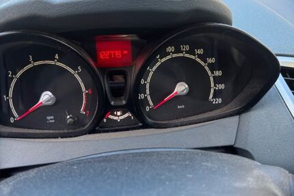 Ford Fiesta 122.779 km 4.000 &euro; Patersdorf 94265