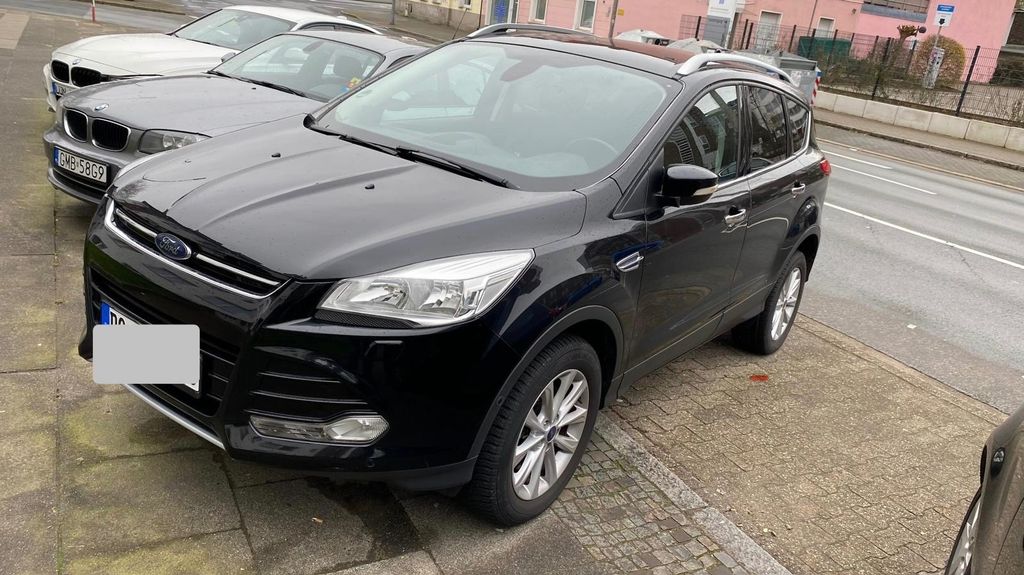 Ford Kuga 137.000 km 11.700 &euro; Dortmund 44263