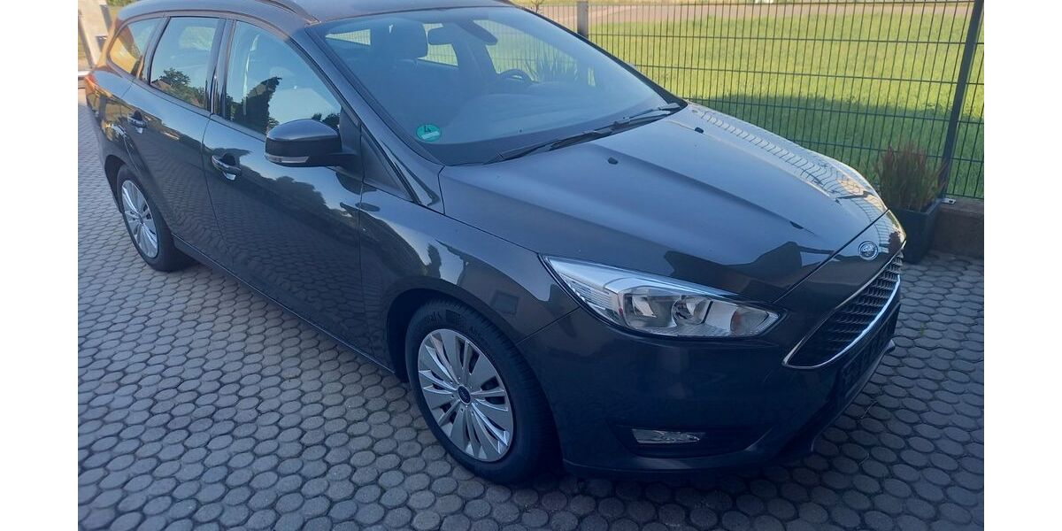 Ford Focus 133.500 km 7.990 &euro; Pfreimd 92536