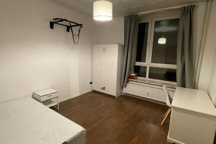 Schönes großes Zimmer in der Toosy 1 zimmer