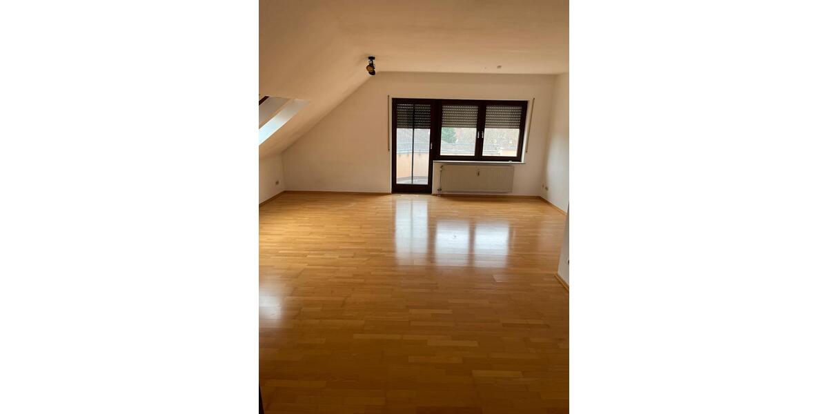 Dachgeschoßwohnung Herzogenaurach - 2 Zimmer, 64 m&sup2;, 240.000&euro; | Angebot:20000457