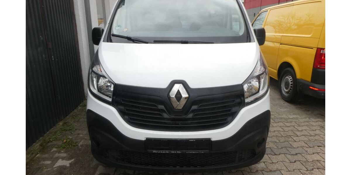 Renault Trafic 87.000 km 8.999 &euro; Viernheim 68519