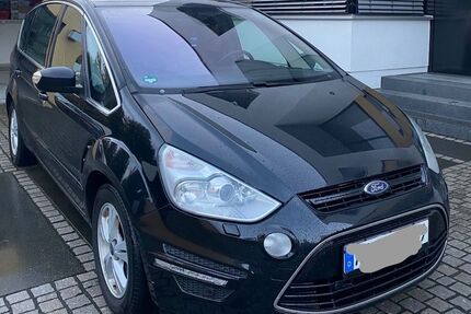 Ford S-Max 156.000 km 4.900 &euro; Köthen 06366