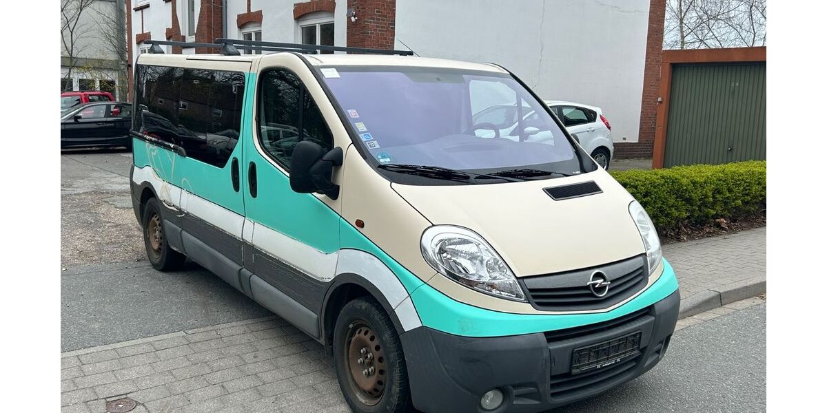 Opel Vivaro 194.000 km 4.999 &euro; Flensburg 24941