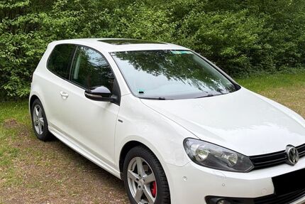 VW Golf 158.000 km 5.900 &euro; Mietingen 88487