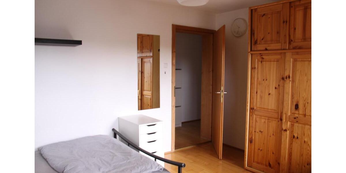 Etagenwohnung Vöhringen - 1 Zimmer, 17 m&sup2;, 270&euro; | Angebot:25497558