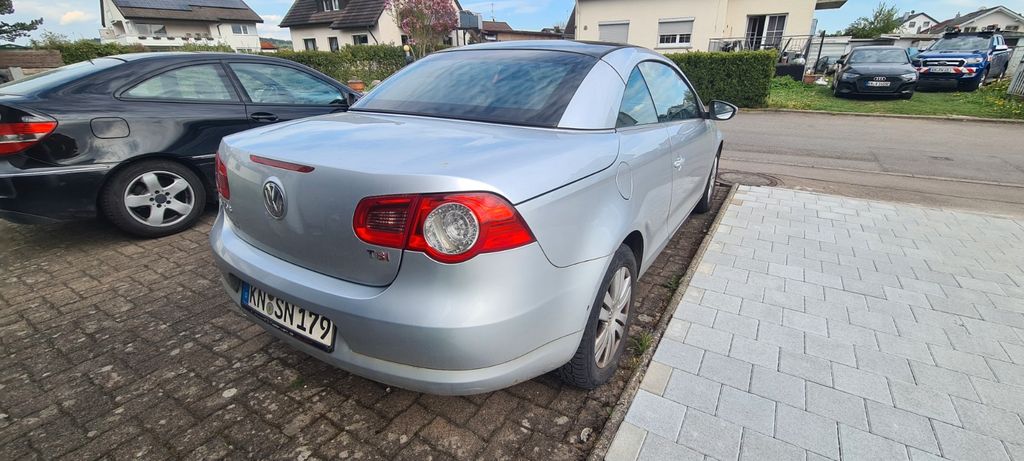 VW Eos 131.000 km 6.200 &euro; Volkertshausen 78269