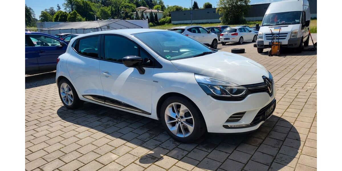 Renault Clio 129.000 km 8.390 &euro; Horb-Mühringen 72160