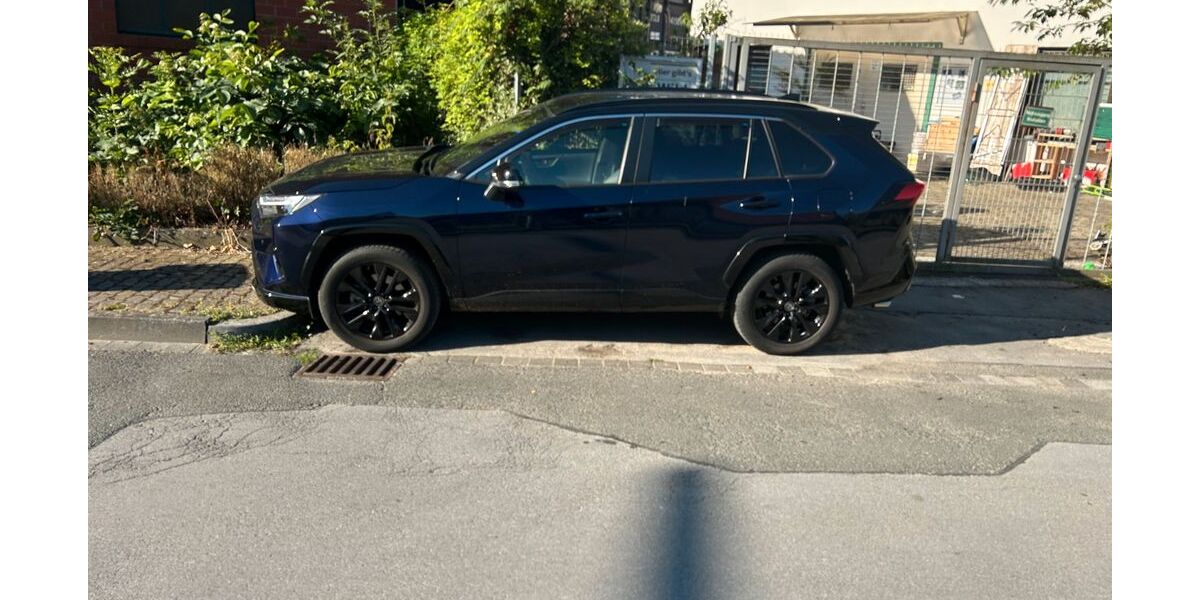 Toyota RAV 4 36.122 km 38.499 &euro; BAD SASSENDORF 59505