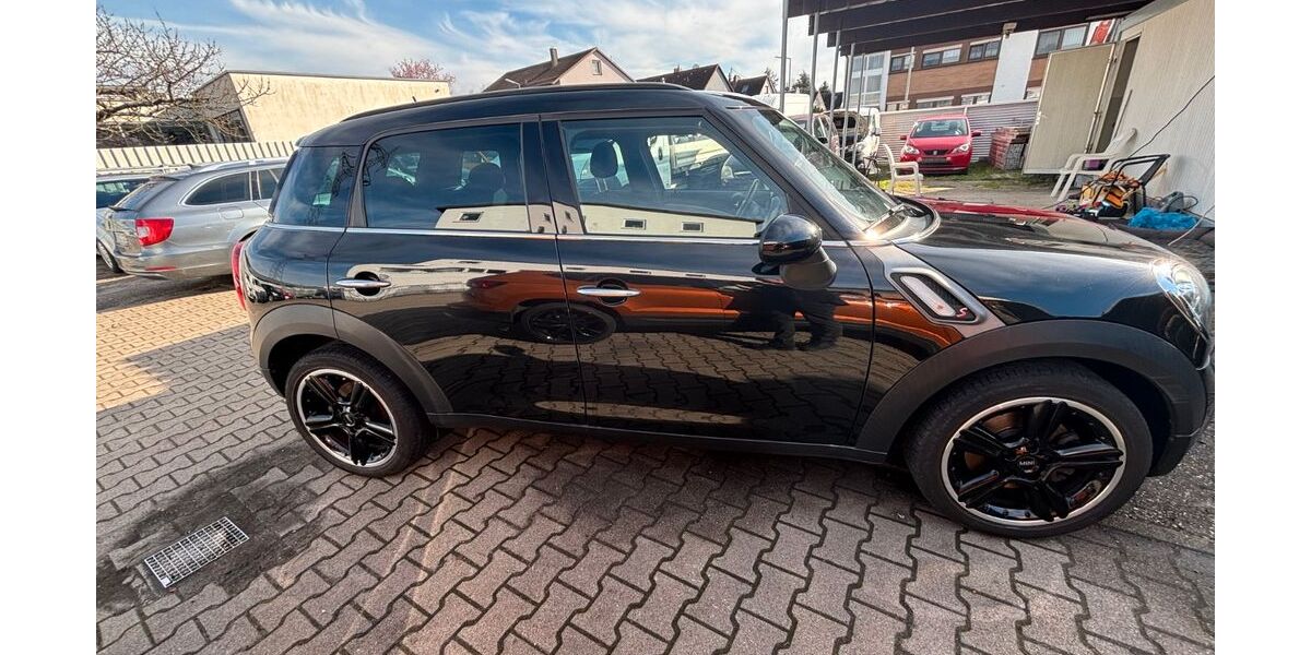 Mini Countryman S (Cooper) 146.000 km 6.350 &euro; Karlsruhe 76189