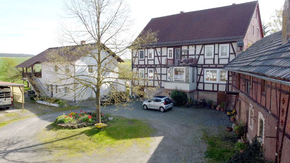 Einfamilienhaus Alsfeld Afterode - 14 Zimmer, 390 m&sup2;, 282.000&euro; | Angebot:25626103