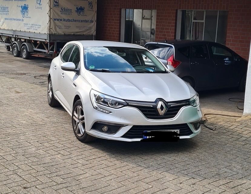 Renault Megane 143.000 km 7.400 € Ibbenbüren 49477