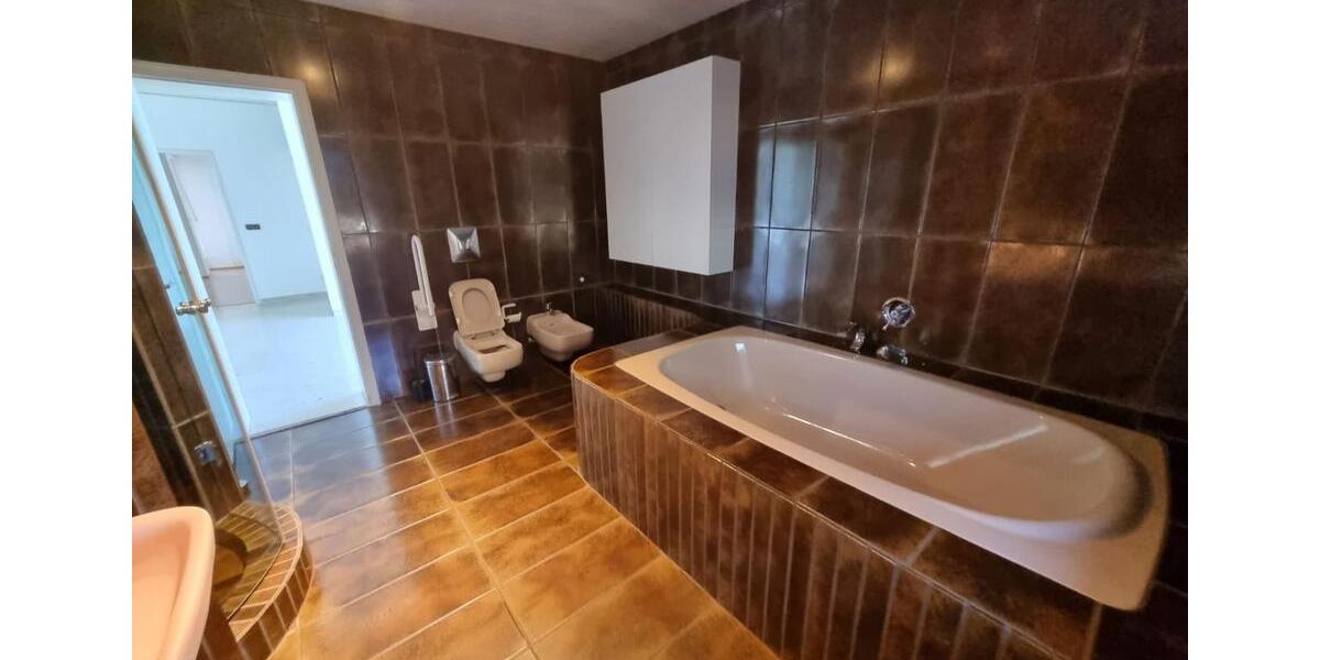 Einfamilienhaus Kümmersbruck - 5 Zimmer, 204 m&sup2;, 1.850&euro; | Angebot:26632583