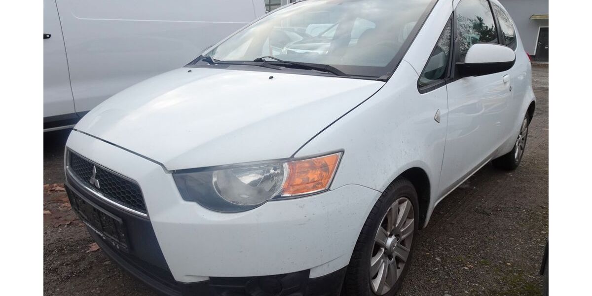 Mitsubishi Colt 222.310 km 2.250 &euro; Falkensee 14612