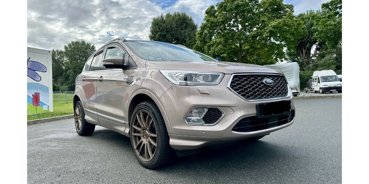Ford Kuga 69.000 km 21.000 &euro; Nürnberg 90451