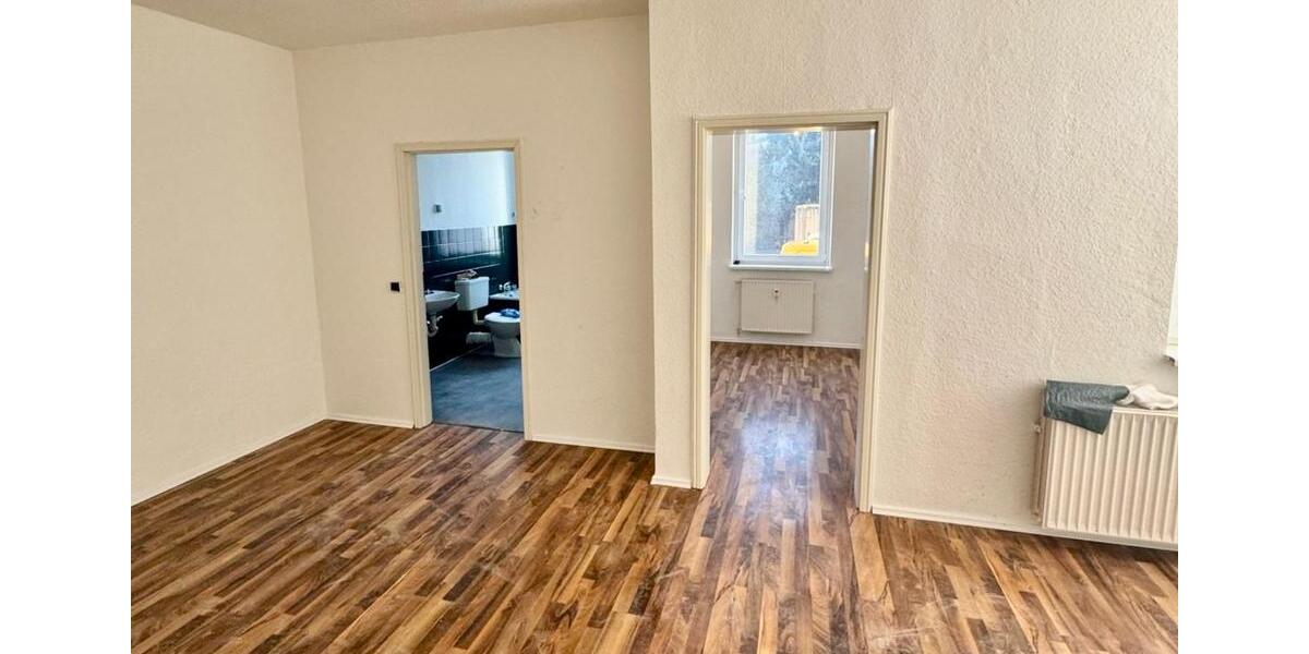 Erdgeschoßwohnung Gelsenkirchen Gelsenkirchen-Mitte - 4 Zimmer, 98 m&sup2;, 750&euro; | Angebot:25433180