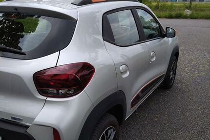 Dacia Spring 31.530 km 8.300 &euro; Leipzig 04159